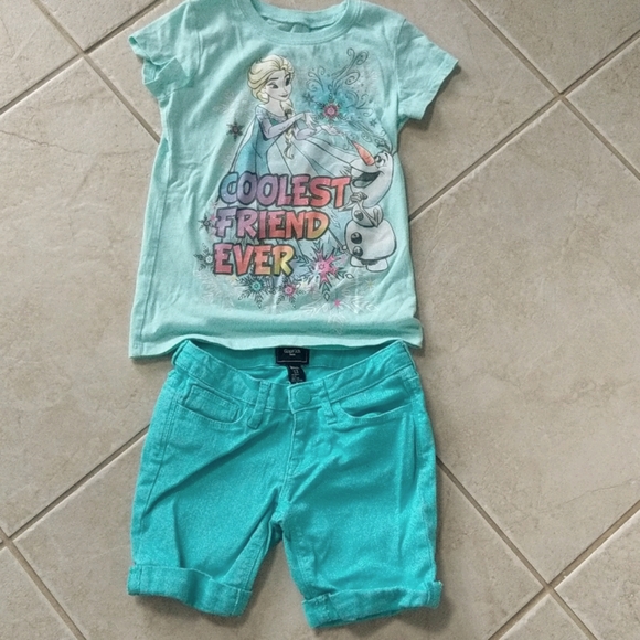 Girls Gap size 6 aqua teal shirts with Elsa top - Picture 1 of 7